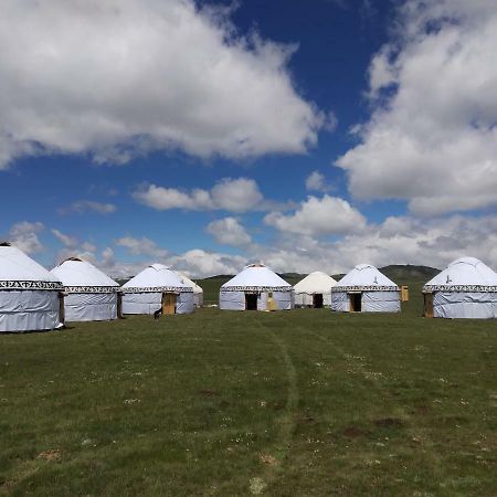 Yurt Camp Muras In Song Kol Lake Hotel Kochkor ภายนอก รูปภาพ