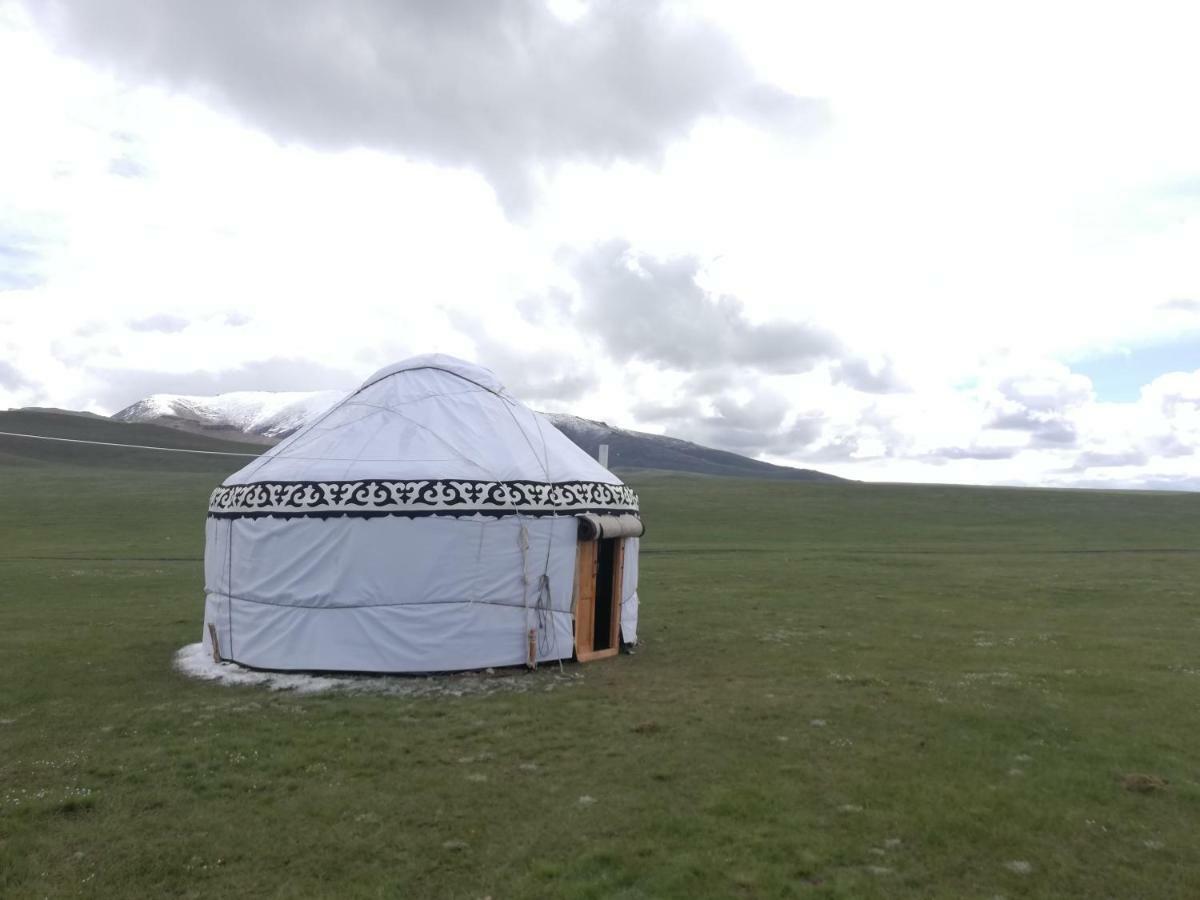 Yurt Camp Muras In Song Kol Lake Hotel Kochkor ภายนอก รูปภาพ